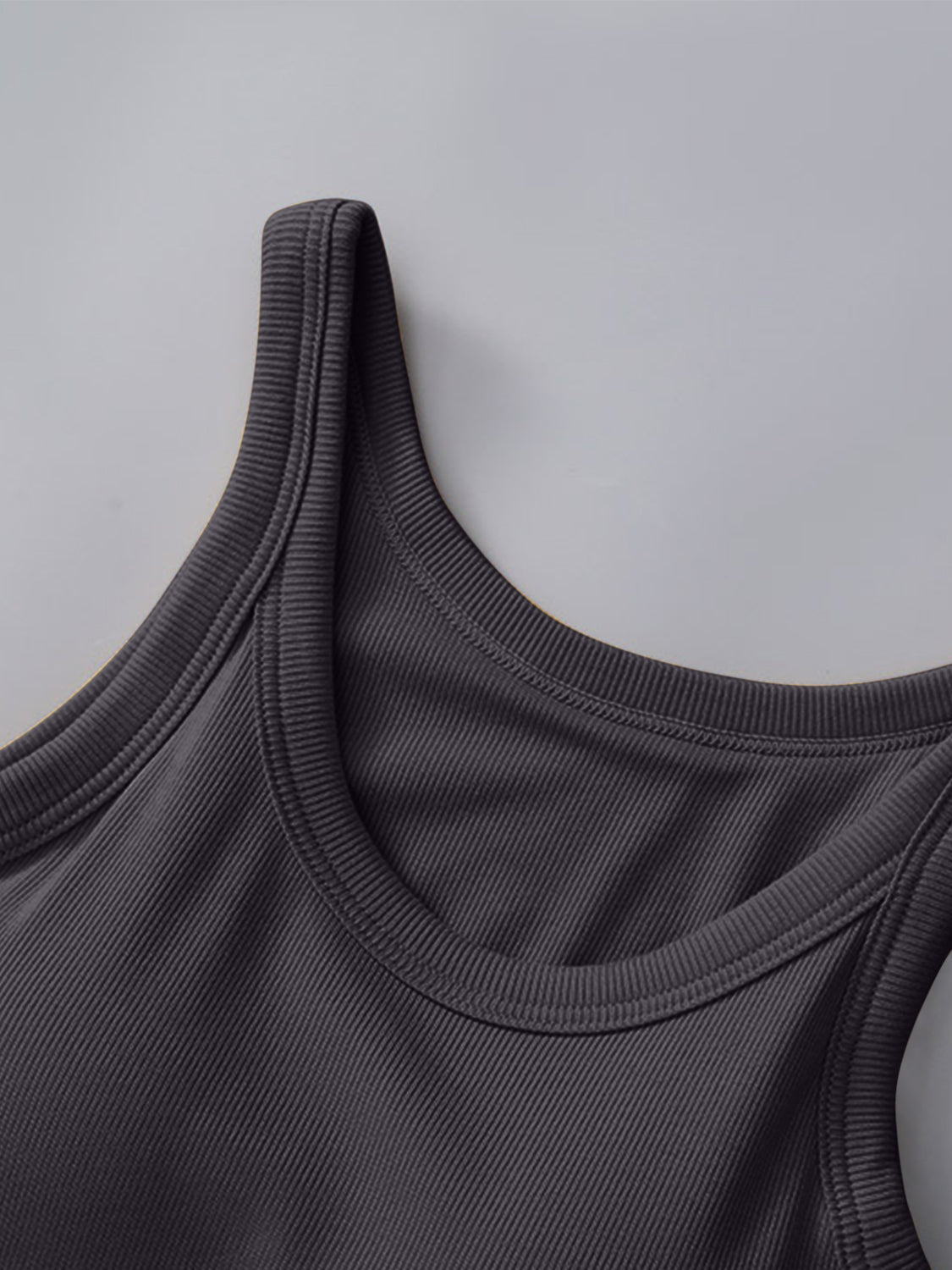 Round Neck Tank with Bra S-XL